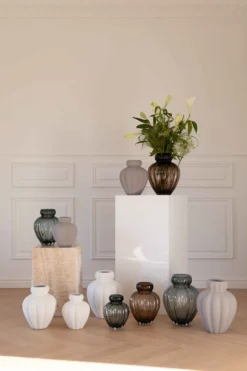 Audrey Vase - Smokey brown | Mellem
