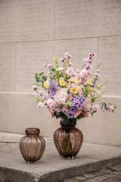 Audrey Vase - Smokey brown | Stor