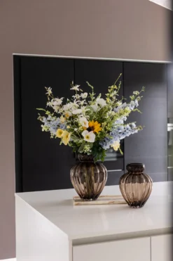 Audrey Vase - Smokey brown | Stor