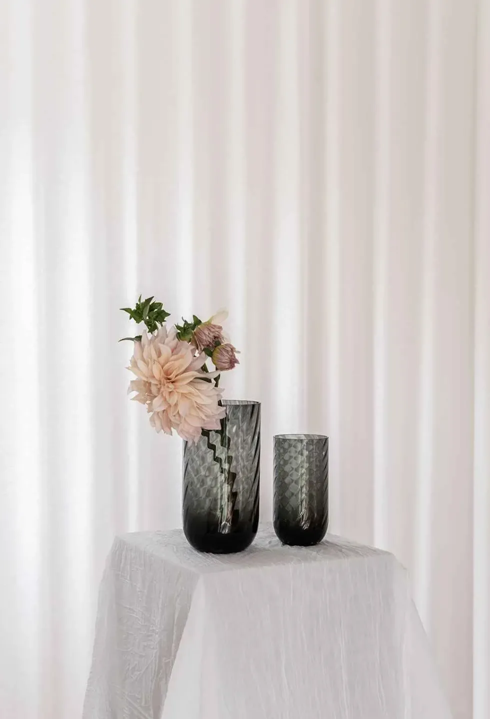 Meadow Swirl Cylinder Vase - Grå | Lille