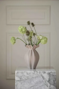 Nellie Vase - Sand | Mellem