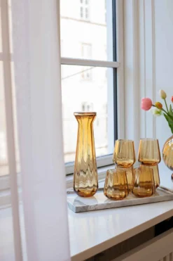 Shop looket - Meadow karaffel og 6 amber drikkeglas