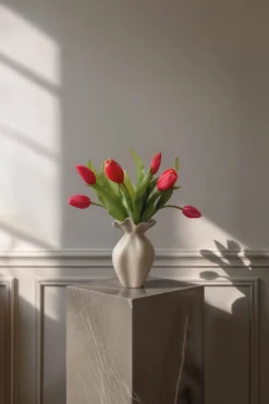 Shop looket - Tulipanbundt og Nellie vase - Rose